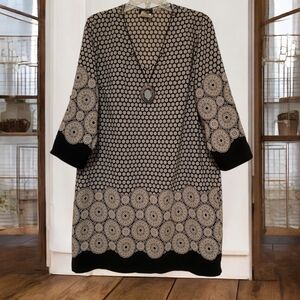 US12🖤Bali Black and Cream Patterned Midi Dress